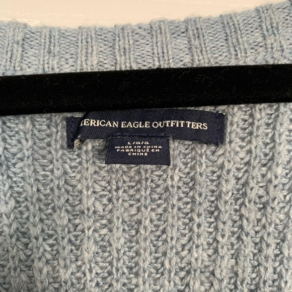AE cold shoulder sweater - Picture 3 of 4